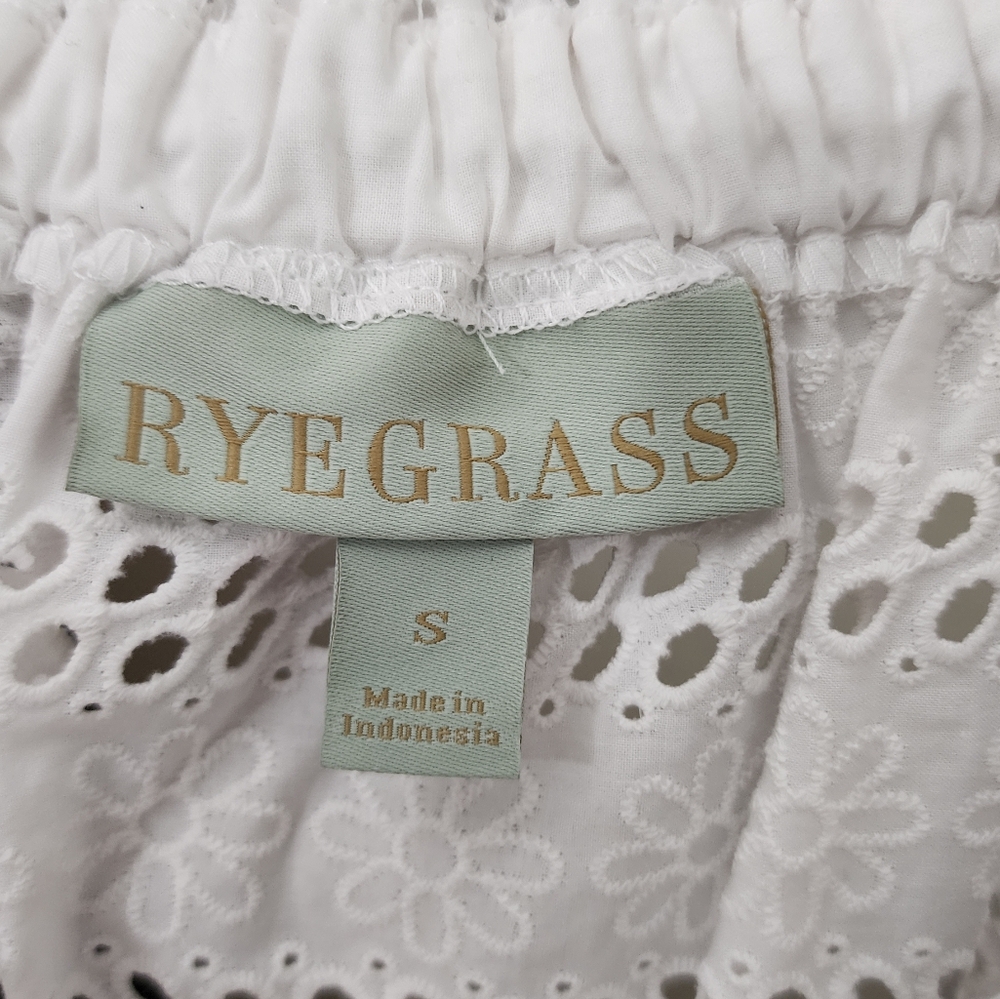 Ryegrass White Top On/ Off the Shoulder Peasant Eyelet Embroidery - Picture 6 of 8